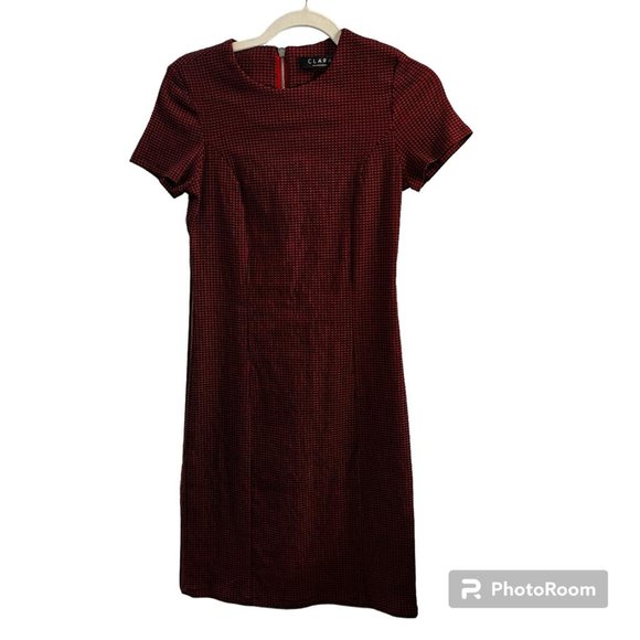 Dress. Brand: Clara Ibarguren - Picture 3 of 3